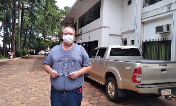 Gobernador afirma que secretarios deberán renunciar para dedicarse a puja eleccionaria