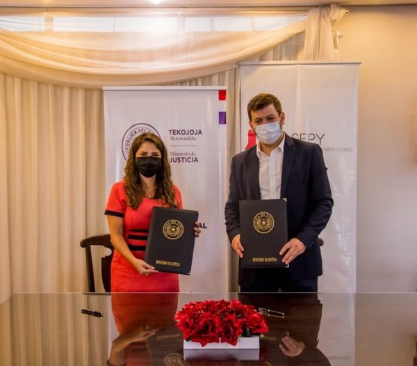 Empresas apuestan por mano de obra penitenciaria | OnLivePy