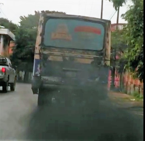 Chatarras del transporte invaden las calles ante impunidad de empresarios y complicidad de autoridades - La Mira Digital