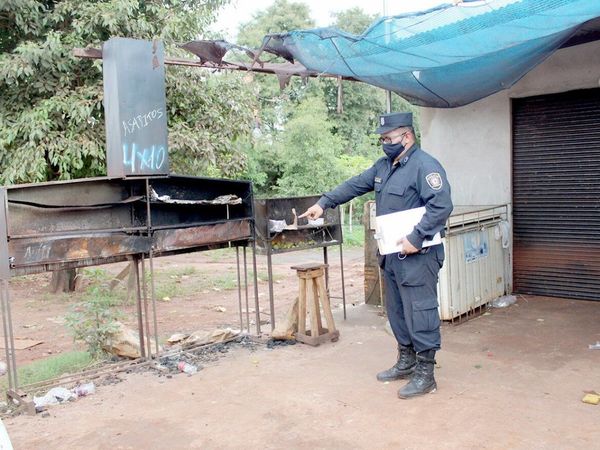 Vendedor de asadito baleó a cliente por manosear a su pareja