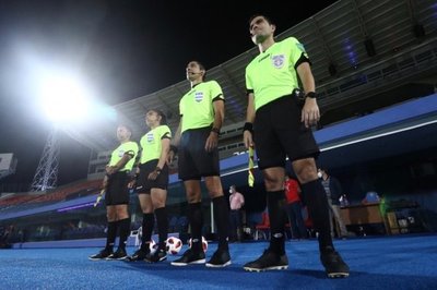 Los árbitros de la primera fecha del Apertura