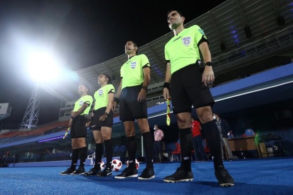 Los árbitros de la primera fecha del Apertura