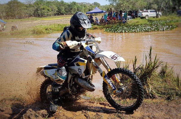 Motociclismo: El enduro llega hasta Paraguarí