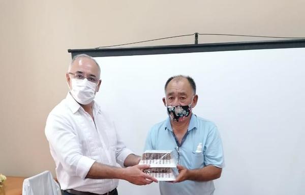 Don Joel recibió medicamentos y fue grabado para dar las "gracias" a Abdo