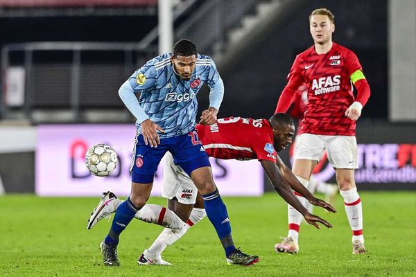 Ajax ’olvida’ inscribir a su fichaje más caro - Fútbol - ABC Color