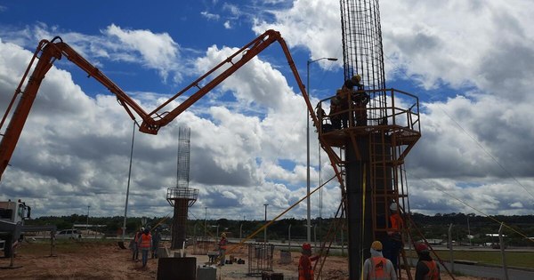 La Nación / Inician hormigonado para viaducto de acceso al puente de Chaco’i