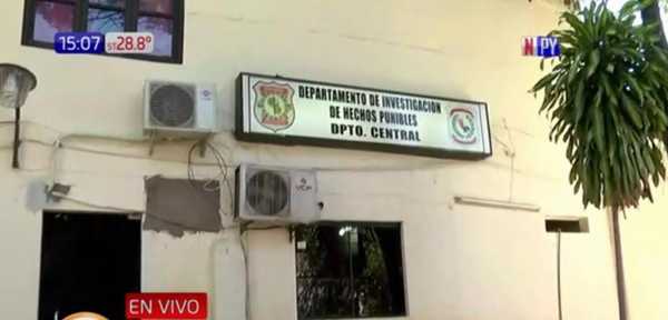 Capturan a 3 policías acusados por extorsión | Noticias Paraguay