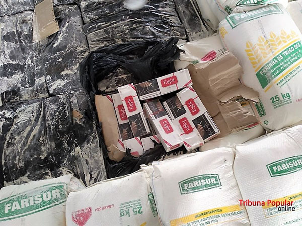 Cae miles de GRUESAS de CIGARRILLO que paso de CONTRABANDO por el río PARANA