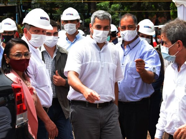 El presidente pidió a cañicultores salir a la calle a defenderle