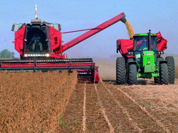 Fitch habla de sólida recuperación y revisa al alza previsión de crecimiento