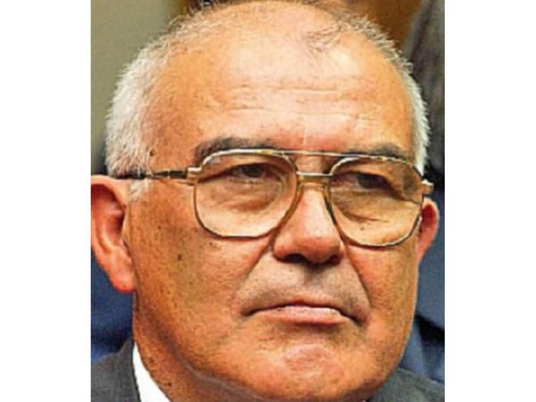 Preliminar para dos ex ministros de Corte