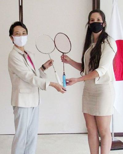 Asociación Japonesa dona 80 raquetas a Paraguay - Polideportivo - ABC Color