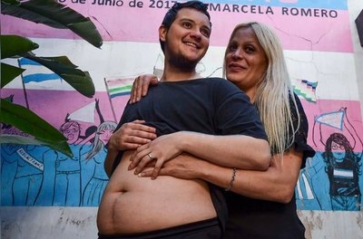 Crónica / Hombre trans dio a luz a su primer bebé