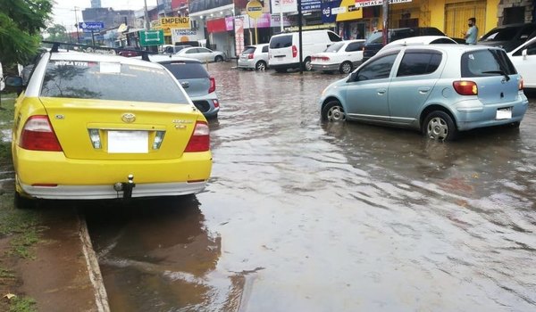 Crónica / ¡Mecánicos irricopa! Tren delantero roto y motor “ahogado”, los más reparados