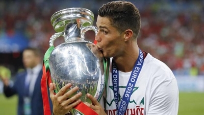 HOY / De Funchal al cielo, los 36 años de Cristiano