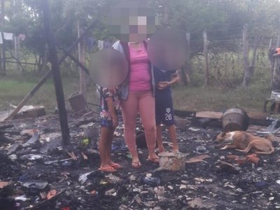 Celoso quemó casa y dejó en la calle a su esposa e hijos