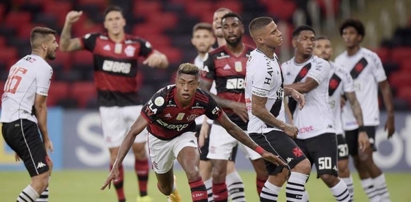 HOY / Flamengo vence al Vasco y le respira en la nuca al líder Internacional