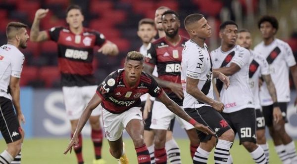 Flamengo vence al Vasco y le respira en la nuca al líder Internacional