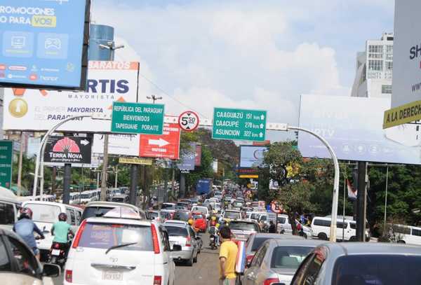 Ley de competitividad de frontera tiene el acuerdo de importadores de la capital