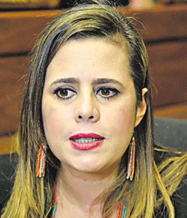 Buscarán aprobar proyecto que plantea intervenir gestión de Ministerio Público y Poder Judicial - La Primera Mañana - ABC Color