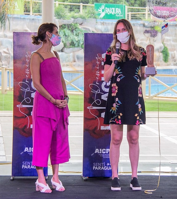 Premios La Aguja para industrias textiles, creativos e innovadores de la moda nacional - La Mira Digital