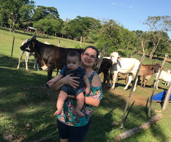 Clienta del CAH enfrenta pandemia vendiendo quesos y leche de buena calidad | .::Agencia IP::.