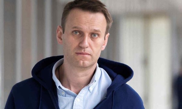 El líder opositor ruso Navalni es juzgado por difamación