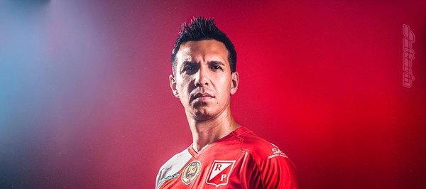 Las tres nuevas camisetas de River Plate que roban suspiros