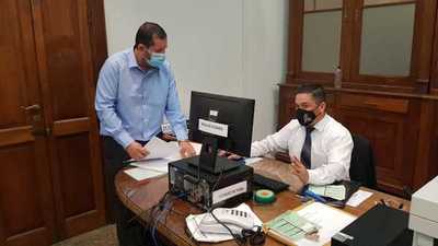 Efraín Alegre denunció ante el JEM a la jueza Cynthia Lovera - Megacadena — Últimas Noticias de Paraguay