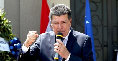 La Nación / Efraín Alegre denuncia a jueza y busca recusar a 4 de los 6 miembros del JEM