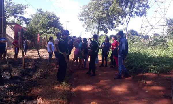 Reubican a familias desalojadas de la vera del lago La República