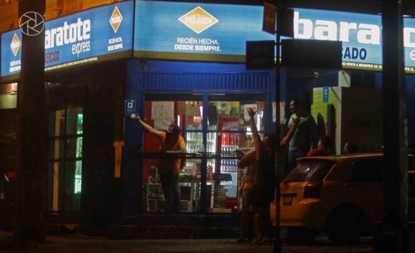 HOY / Bodegueros piden reconsiderar la restricción horaria para la venta de bebidas alcohólicas