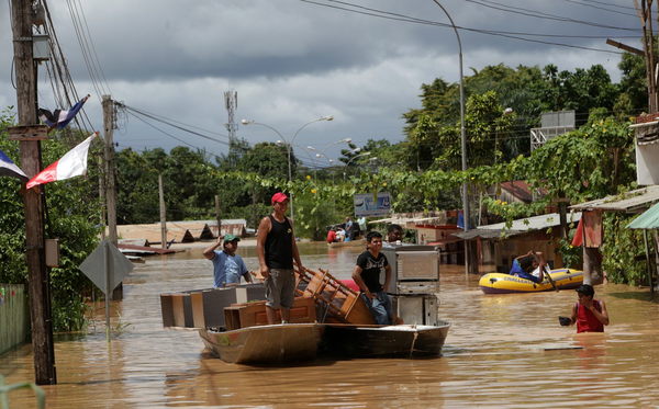 Las lluvias en Bolivia dejan nueve muertos y 28.922 familias afectadas - MarketData