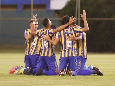 Debut auspicioso del Auriazul - APF