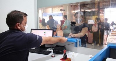 La Nación / Viajeros residentes no necesitan remitir test