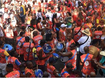Río  anuncia sanciones para evitar fiestas clandestinas