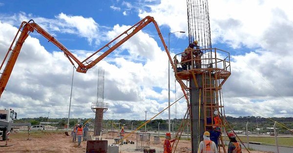 La Nación / Inician hormigonado para viaducto de acceso