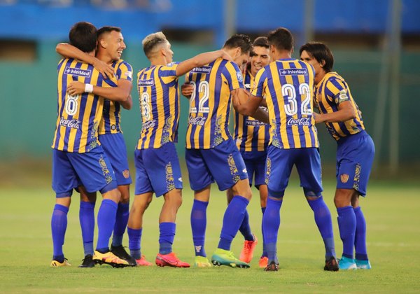 Crónica / En su centenario, Sportivo Luqueño resurgió como el "chancho Fénix"