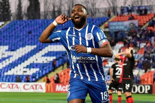 El fútbol argentino está de luto: Murió Santiago “Morro” García - Fútbol - ABC Color