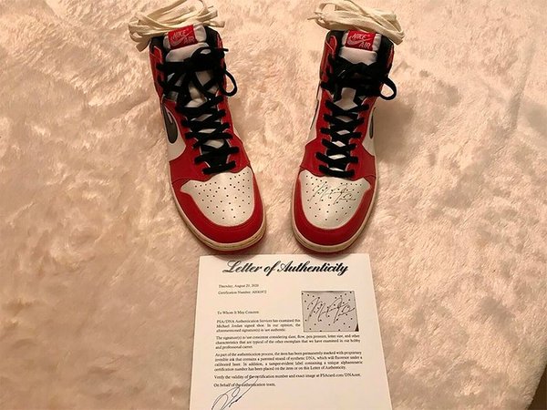 Precio millonario: sale a la venta calzado que usó Michael Jordan recién llegado a la NBA