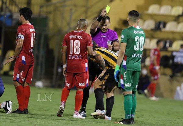 Farid Díaz: '¿Para qué puta ponen el VAR? Los árbitros no mejoran un carajo'