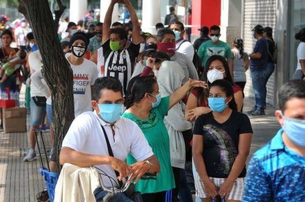 Ecuador supera los 15.000 muertos por coronavirus