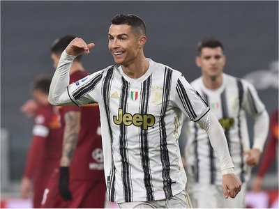 Cristiano brilla y Juventus triunfa