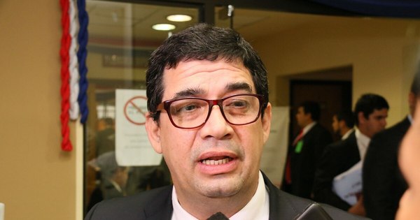 La Nación / Candidatos con “ideas modernas y reformistas”