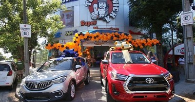 La Nación / Entrega de premios de la promoción de Tupi Ruvicha