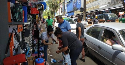 La Nación / Gremios esperan aprobación de ley para comercio fronterizo