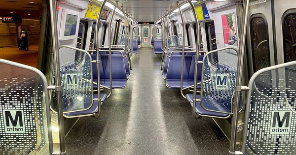 La Nación / La pandemia empuja al transporte público de EEUU a una larga depresión