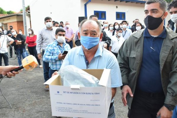 Joel Oviedo desmiente que políticos se le acercaron para hacer el reclamo al Presidente: “Por la vida de mi hermano estoy luchando, fui a pedirle medicamentos” | Ñanduti