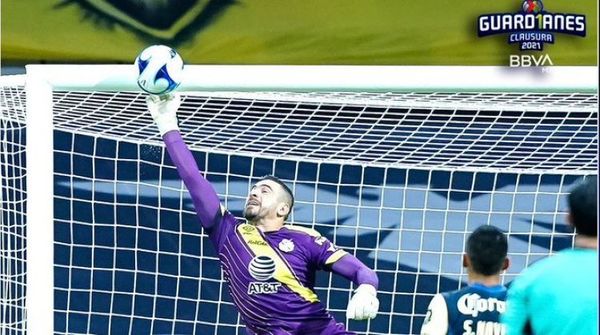La increíble tapada de Antony Silva