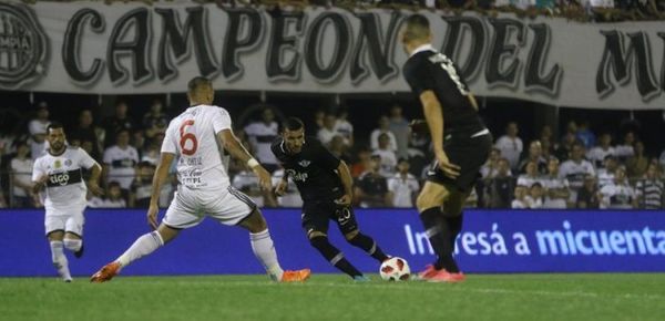 El clásico blanco y negro cierra la atractiva primera fecha del Apertura